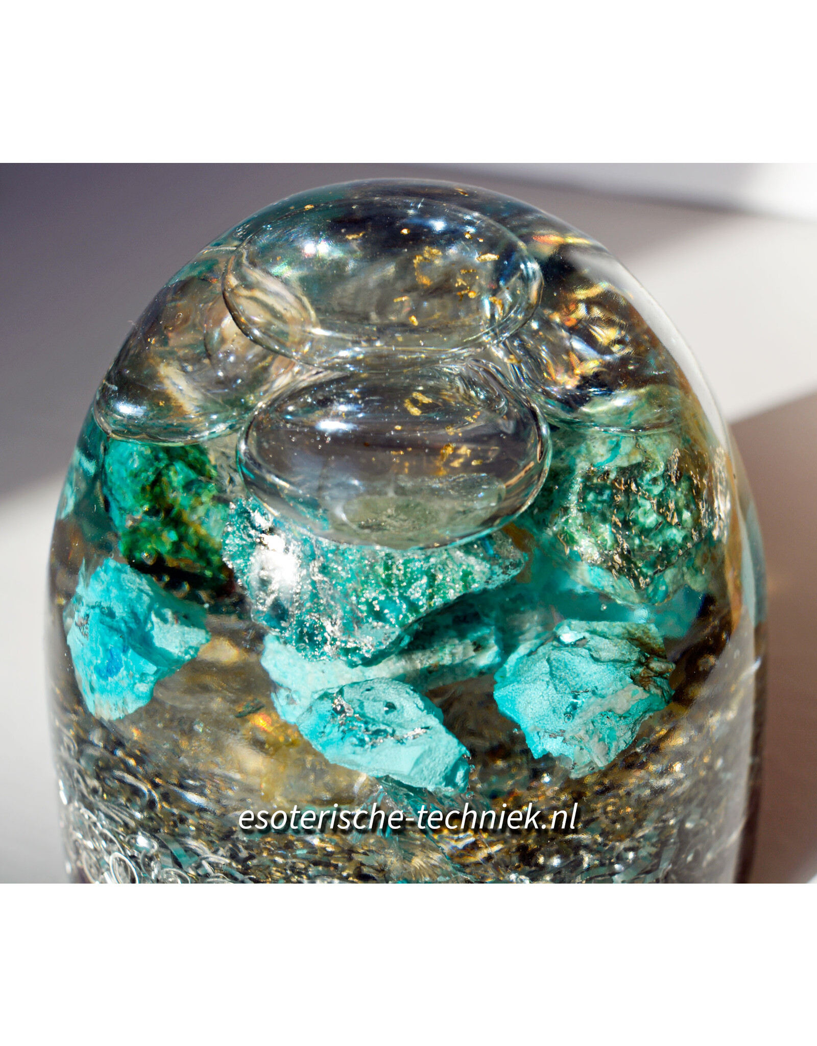 Orgone Orgonite cone met Chrysocolla, Golden Healer en Shungite