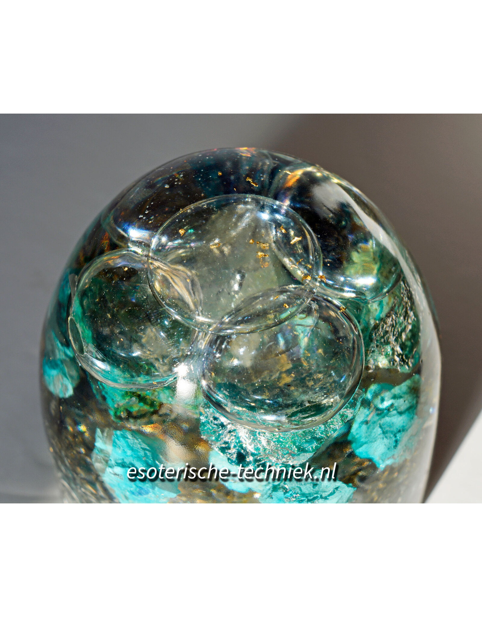 Orgone Orgonite cone met Chrysocolla, Golden Healer en Shungite