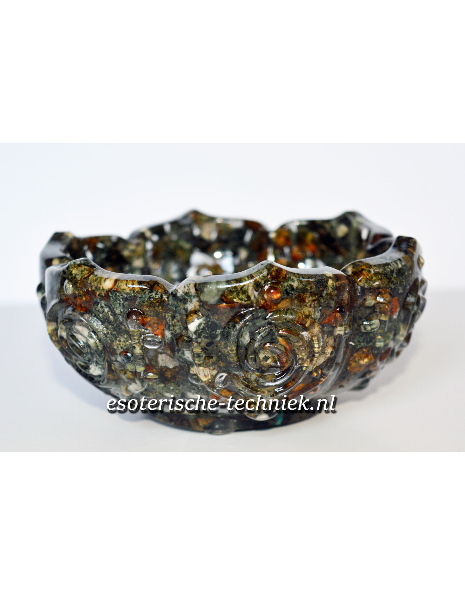 Orgone Orgonite Lotus schaaltje  Shungite met Bergkristal en Shungite