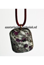 Orgonite Robijn in Cordieriet  hanger