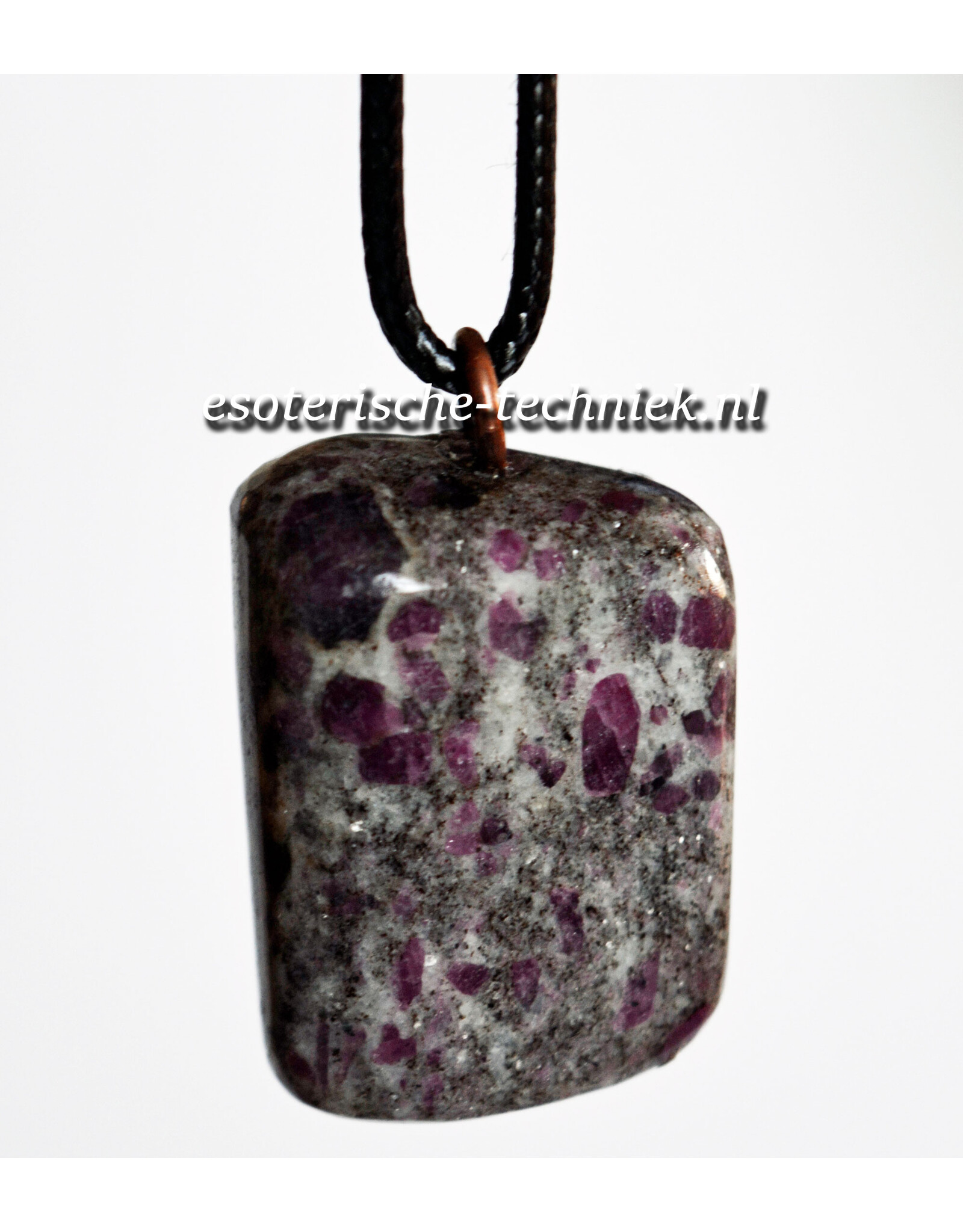 Orgonite Robijn in Cordieriet  hanger