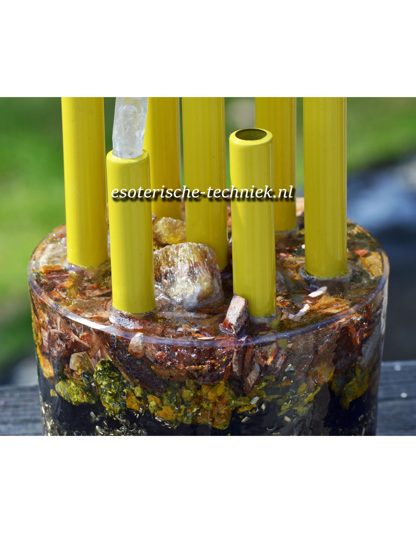 Orgone Chembuster Print Stone (Australië), Orpiment en Shungite
