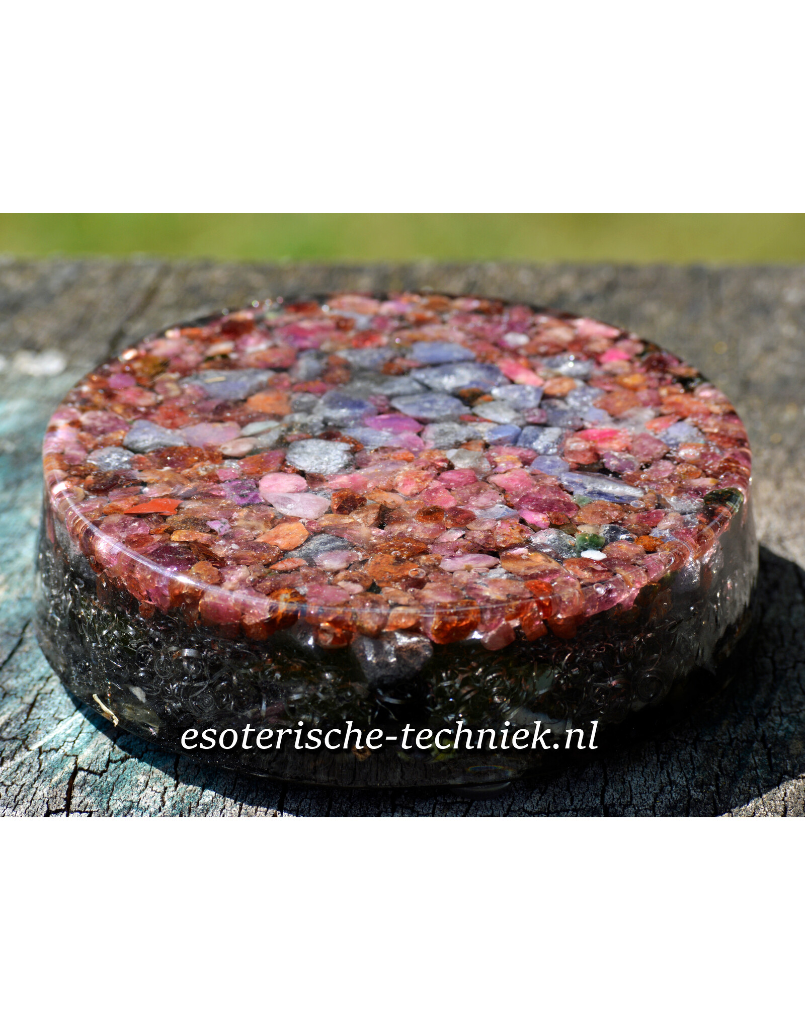 Orgonite Charging Disc Energy Plate with Tanzanite, Spinel, Pink Tourmaline and Shungite
