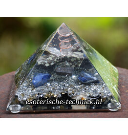 Orgone Orgonite piramide met Sodaliet