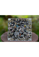 Orgone Orgonite piramide Seleniet,   kasholong opaal, witte Calciet, Isis Calciet en Shungite