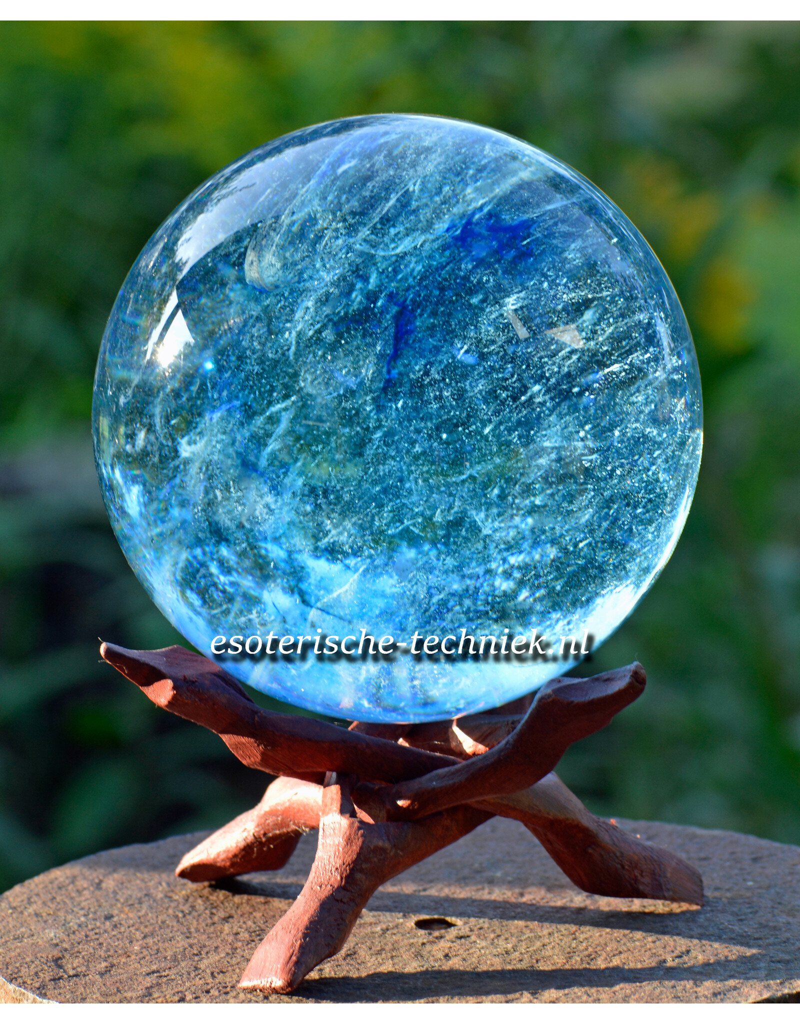 Bol of Sphere man made blauw