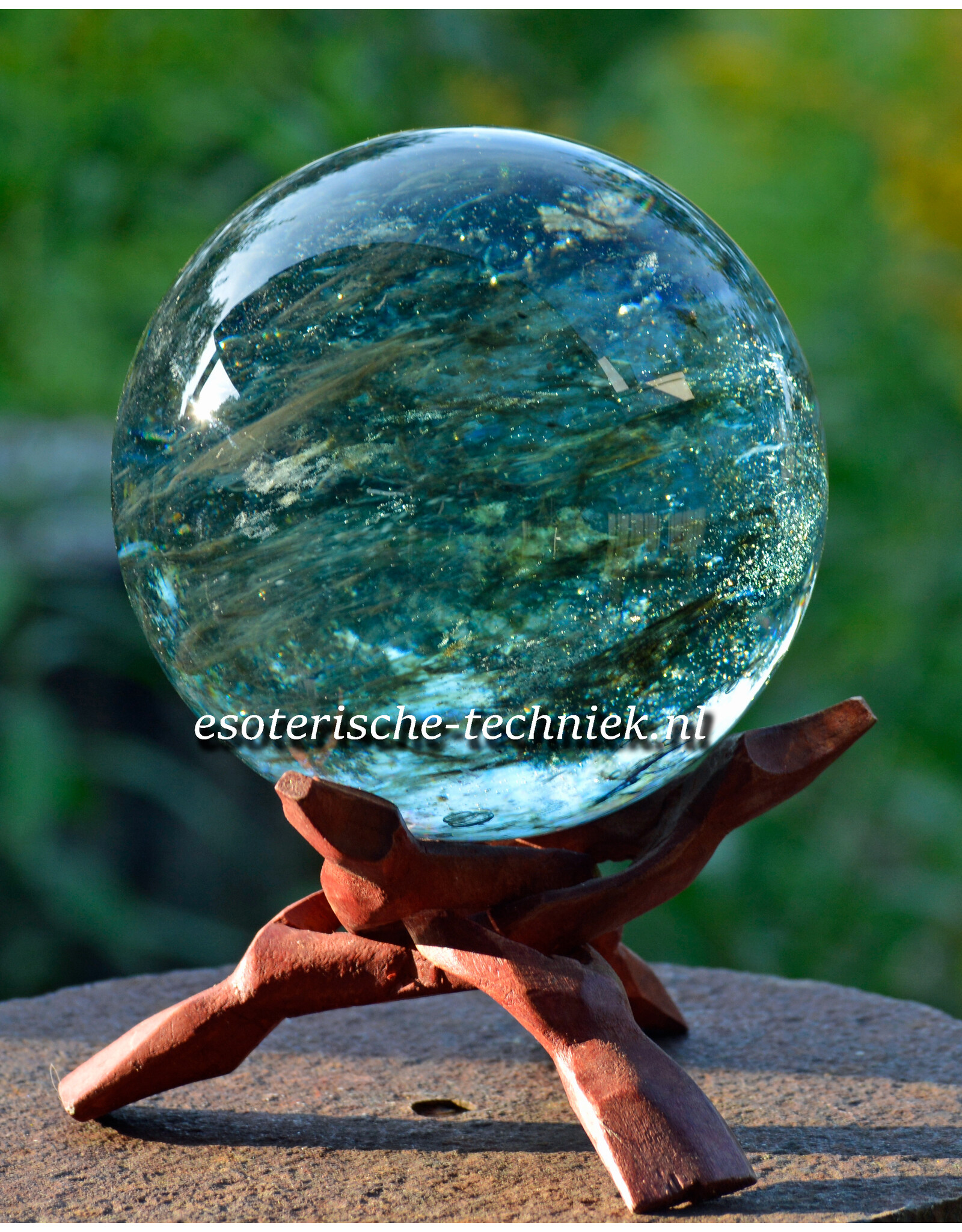 Bol of Sphere man made donker blauw met donker groen