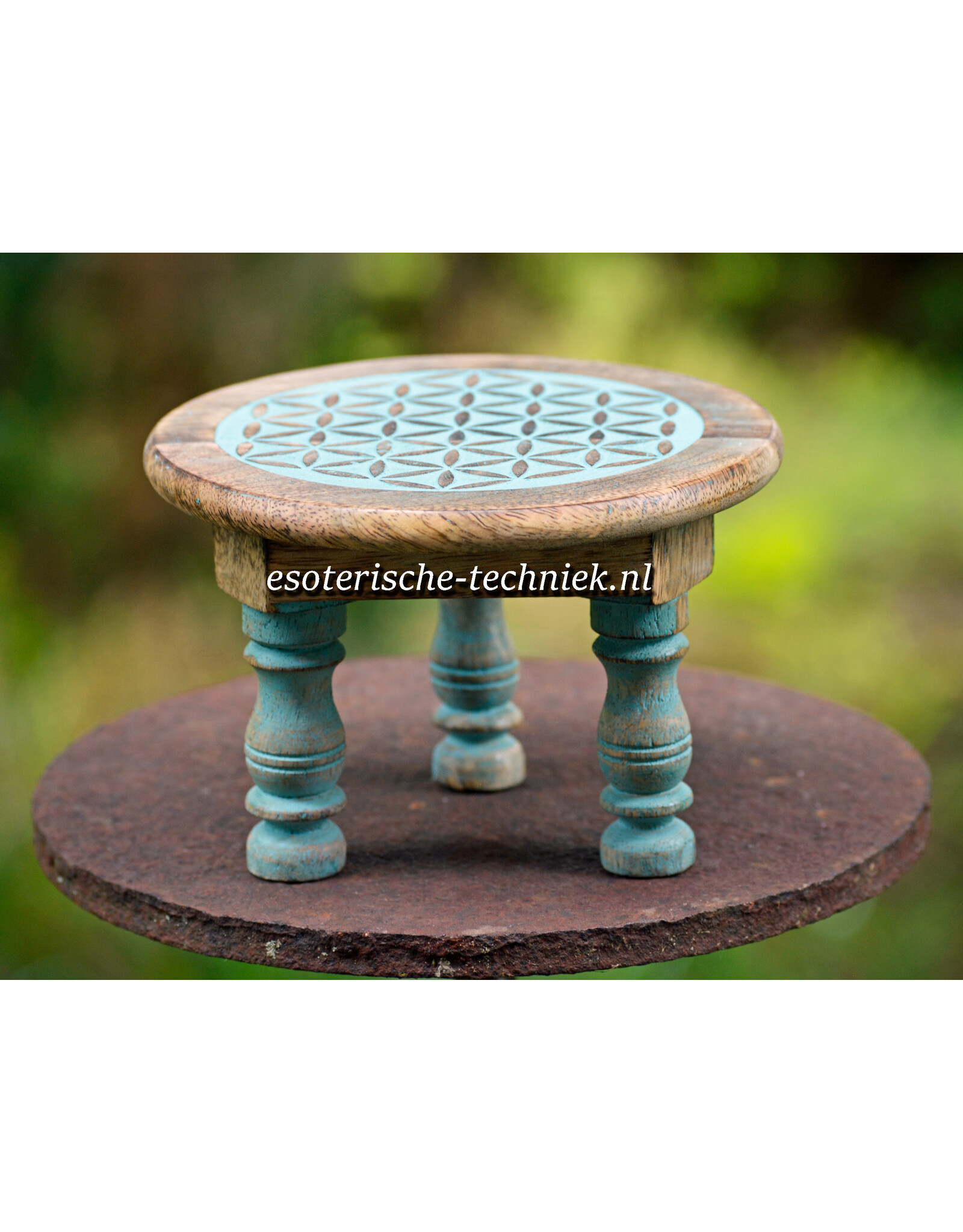 Compact altaar tafeltje van massief mangohout met de Flower of Life