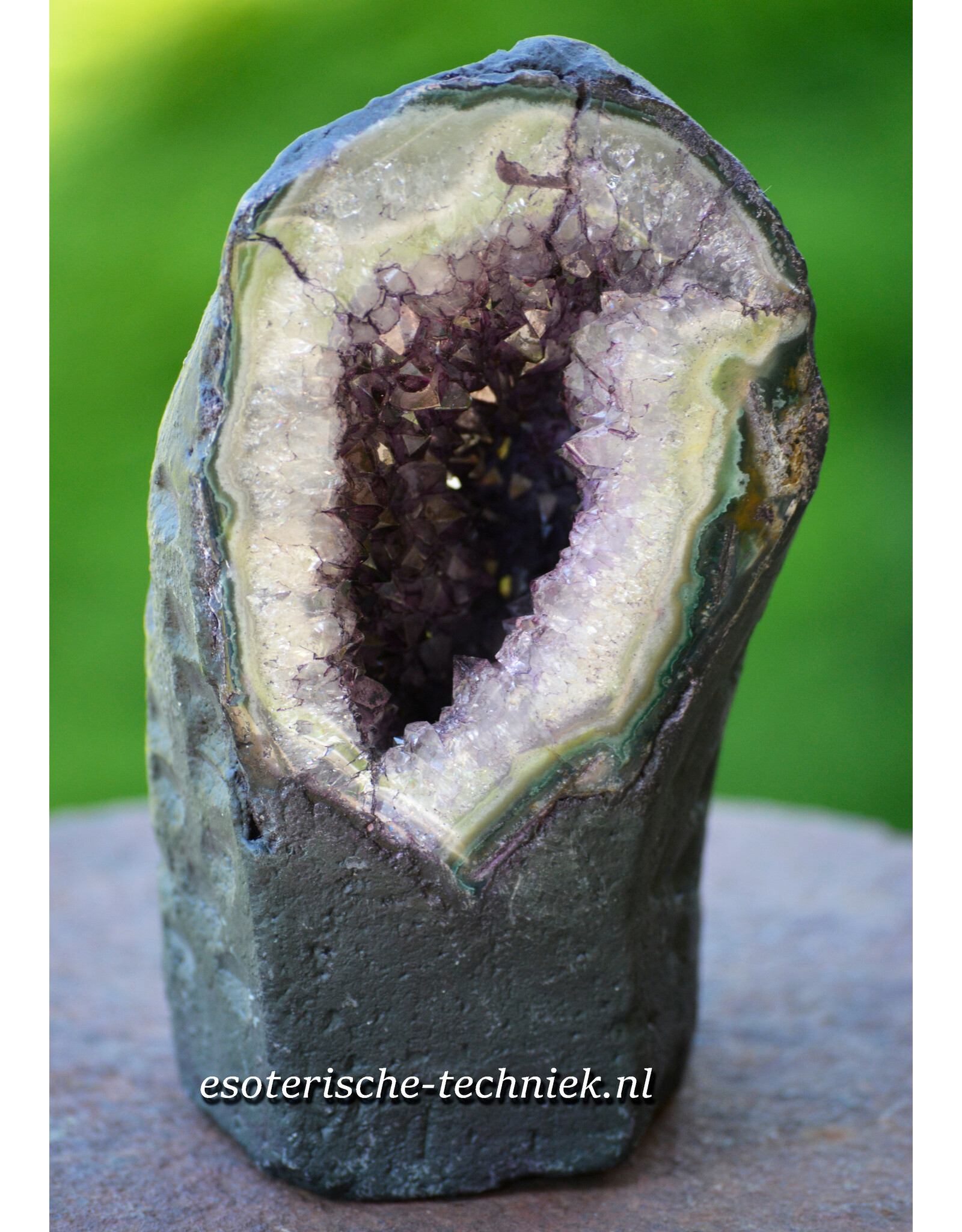 Aura Amethist Geode klein