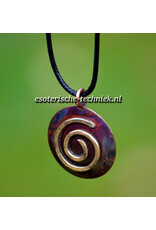Orgone Orgonite Sieraad hanger van koper en messing Krachtspiraal met o.a. Edel Shungite en Shungite.
