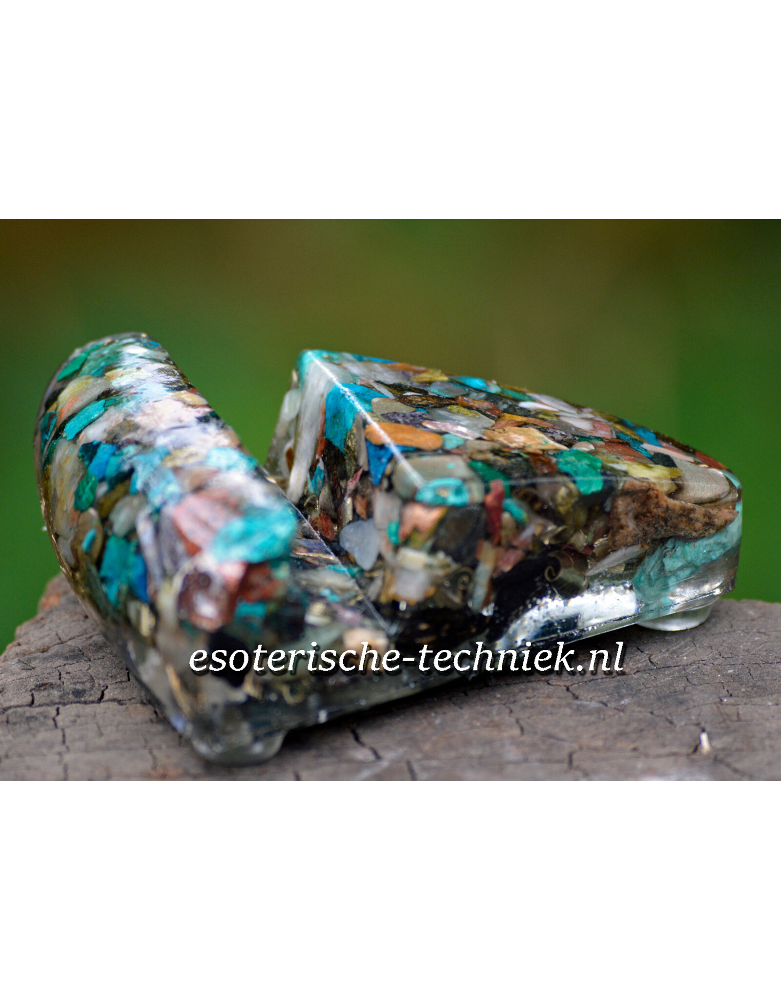 Orgonite Mobiele Telefoonstandaard  voor op je bureau of werkplek.