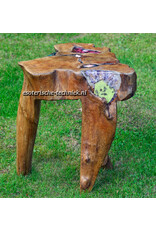 Orgonite meditatie kruk met edelstenen en mineralen