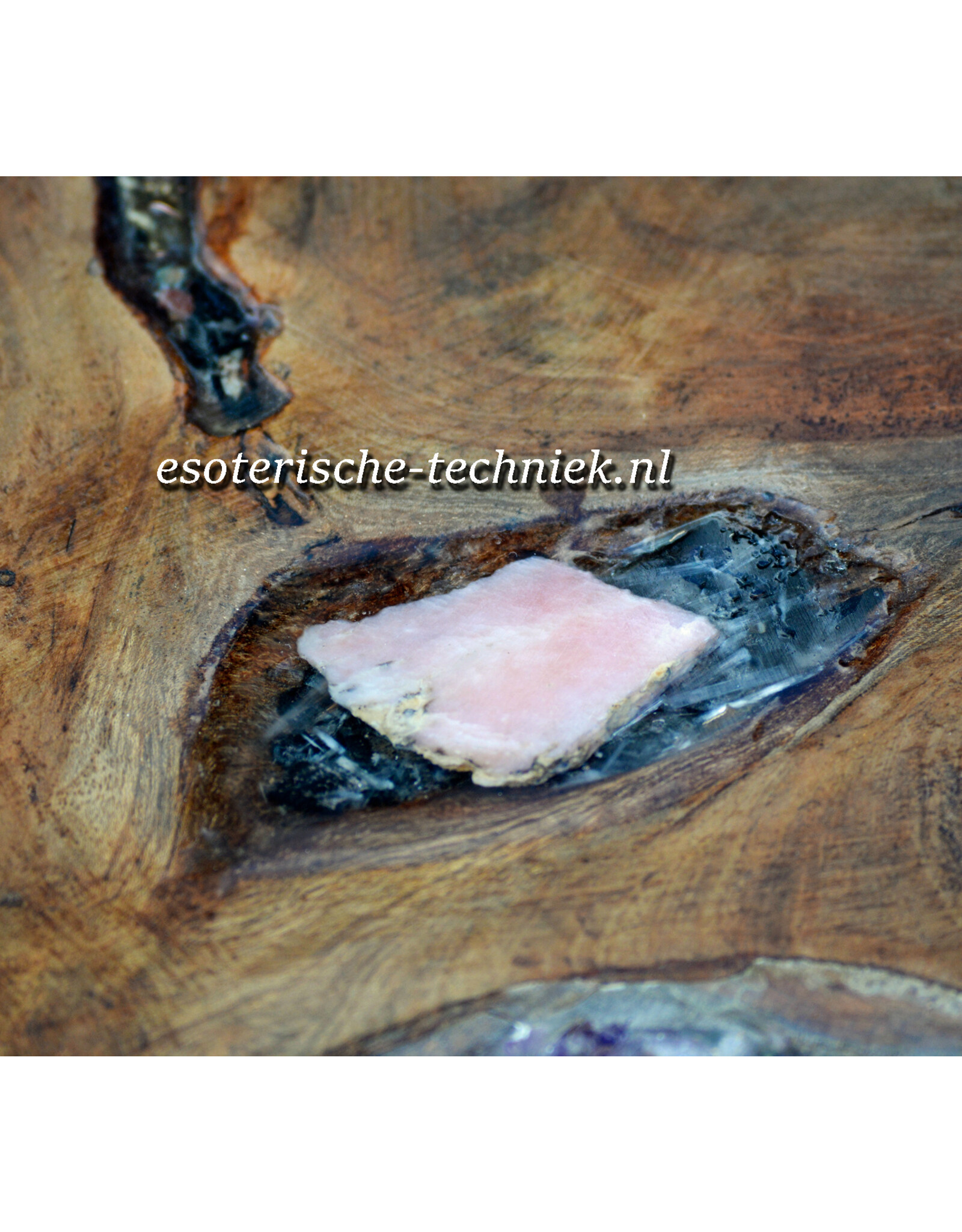 Orgonite meditatie kruk met edelstenen en mineralen