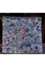 Orgonite Piramide met Bladgoud, Shungite, Isua, Nuummiet, Regenboog Maansteen & Obsidiaan, Bescherming tegen 5G en Elektrosmog