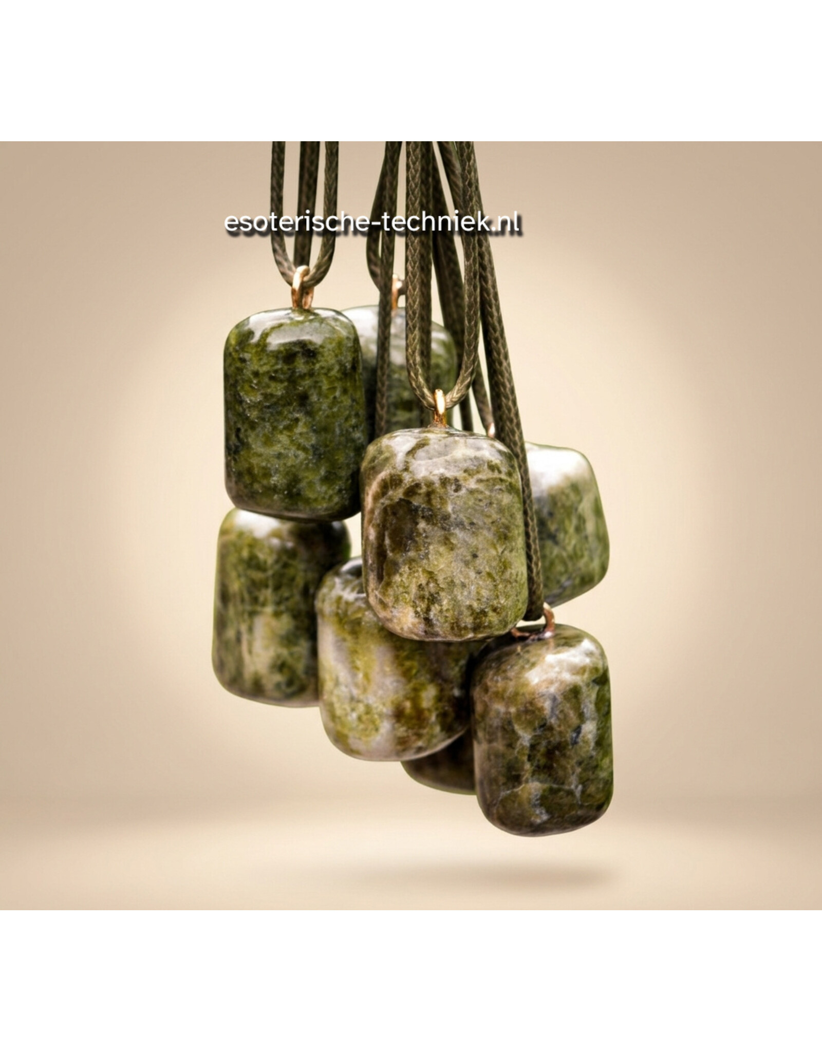 Orgonite hanger Vesuvianiet / Idocraas bescherming tegen verstorende energieën
