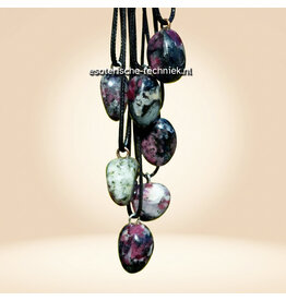 Orgonite Eudialiet hanger