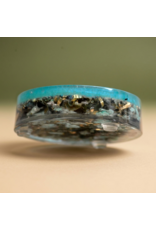 Orgonite Oplaadschijf met Ohm-symbool, Chrysocolla, Shungite en Herkimer-kristallen