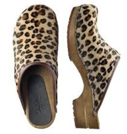 Sanita Caroline 1706199 leop