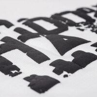 100% HC T-shirt Essential Broken White