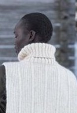 Laine 52 Weeks of Shawls UC