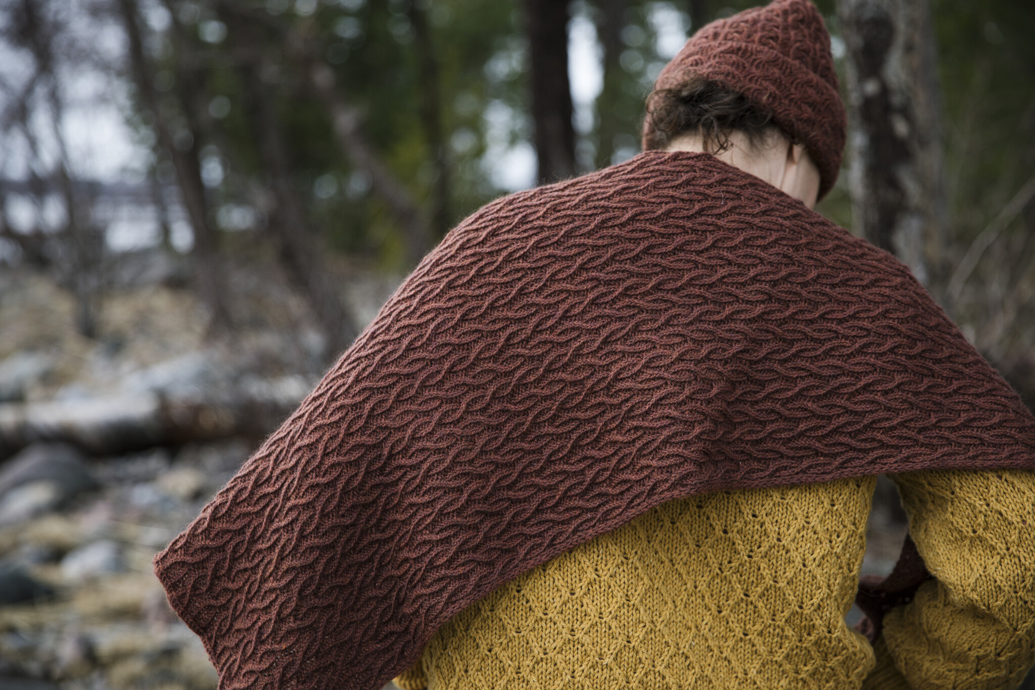 Laine Entwined: Cables, Lace and Knitted Textures