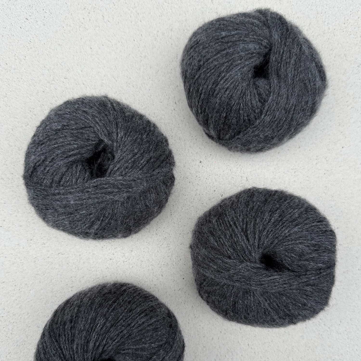 pascuali Pascuali Cashmere 6/28 - Coal 02