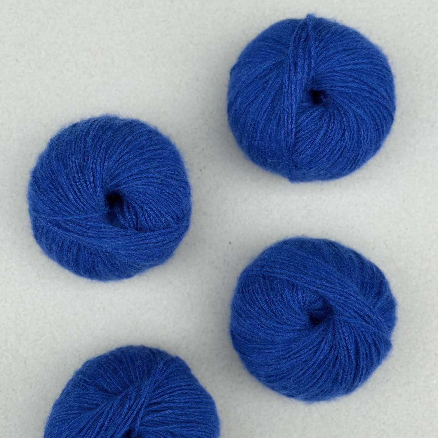 pascuali Pascuali Cashmere 6/28 - Royal Blue 84