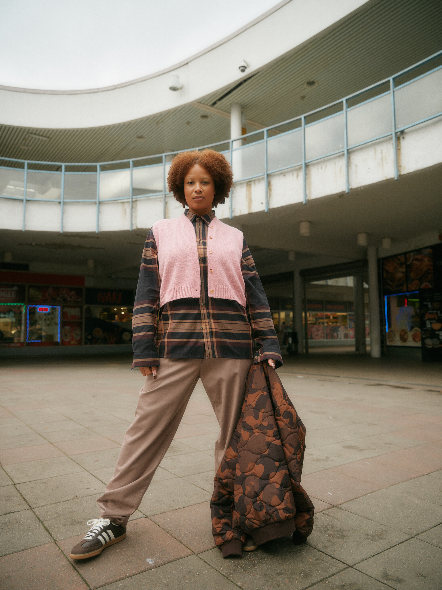 Laine My city, my stitches - Jenny Ansah