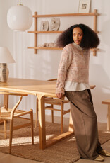 Laine Beaded Colourwork: A Modern Approach to Knitting with Beads - Jeanette Sloan