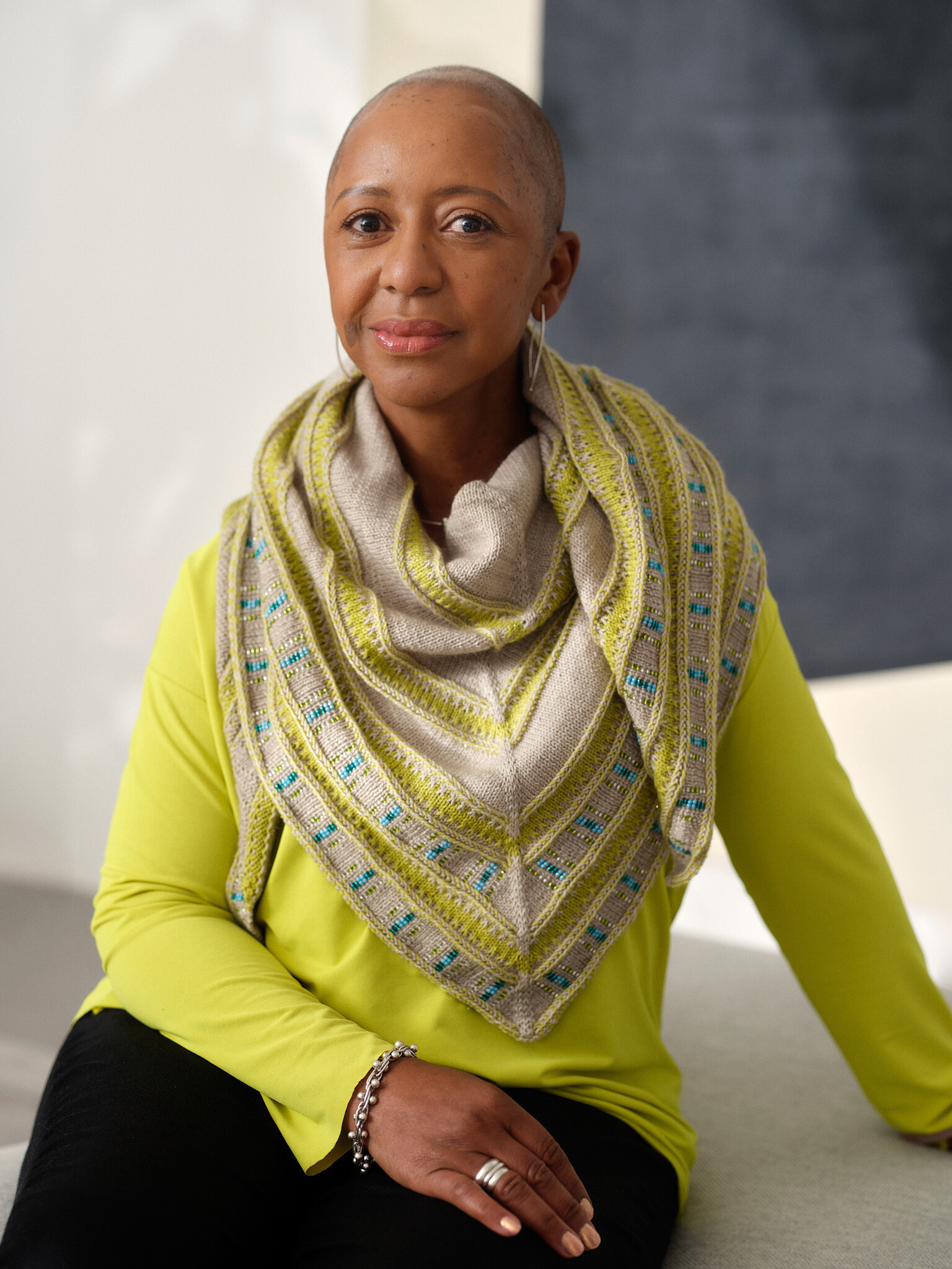 Laine Beaded Colourwork: A Modern Approach to Knitting with Beads - Jeanette Sloan