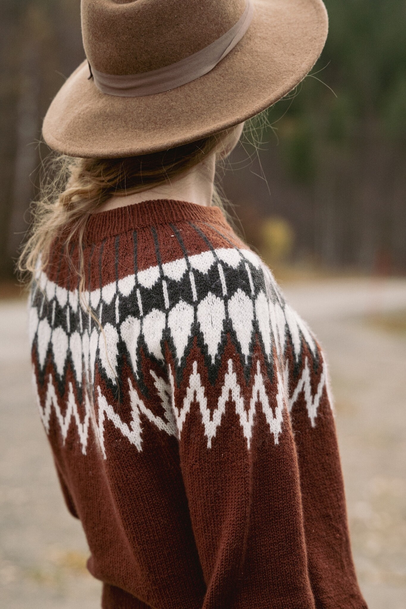 Laine Unfolding Landscapes: 17 Knits for the Road - Ronja Hakalehto