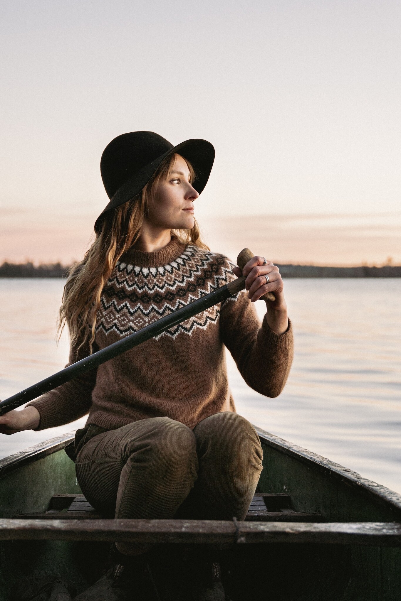 Laine Unfolding Landscapes: 17 Knits for the Road - Ronja Hakalehto
