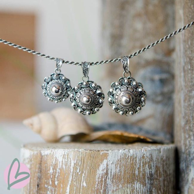 Zeeuws Echt zilveren Zeeuwse knoop hanger groot 18mm