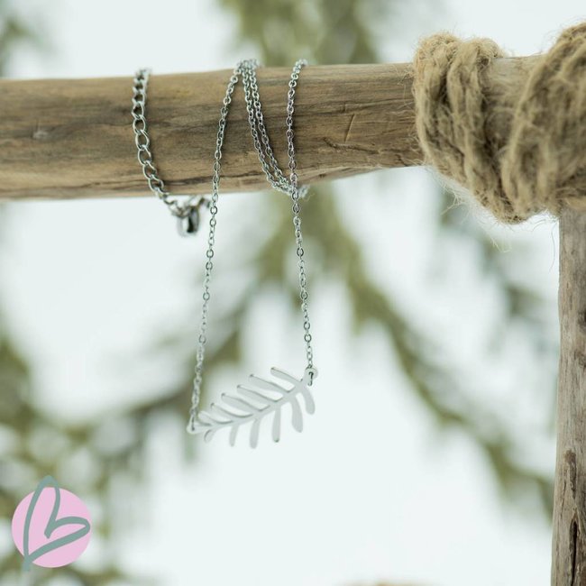 ZAG  Bijoux ketting zilver met blaadje (leaf)