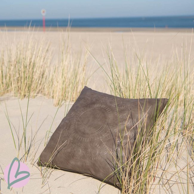 Zeeuwse knop kussenhoes taupe