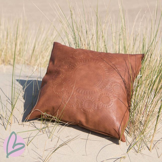 Zeeuws Kussenhoes cognac met zeeuwse knop