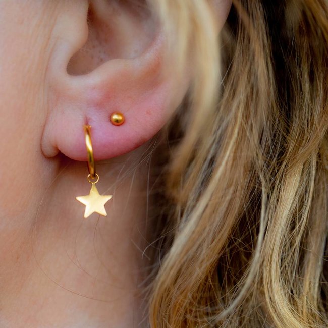 KARMA Goud sterren oorbellen