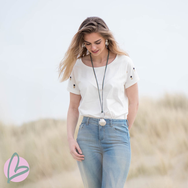 ketting zeegroen/blauw met zilveren schelp