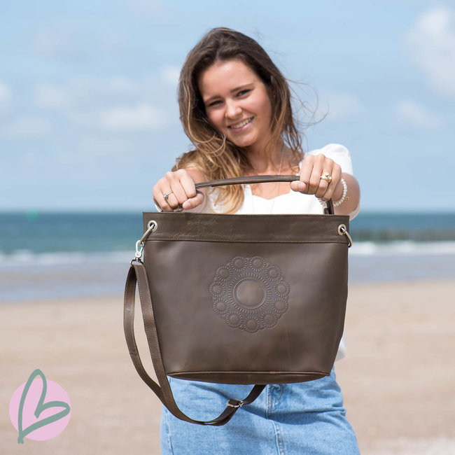 Zeeuws Echt leren Zeeuwse knop damestas vintage bruin