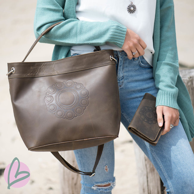 Zeeuws Echt leren Zeeuwse knop damestas vintage bruin