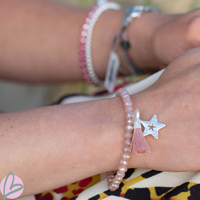 Biba kralenarmband zalm kleur met kwast en ster