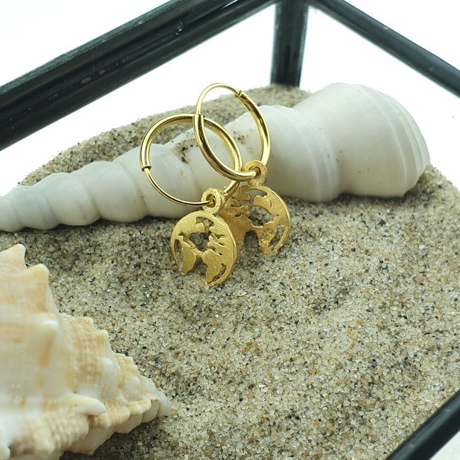 KARMA Oorringen goud wereldbol