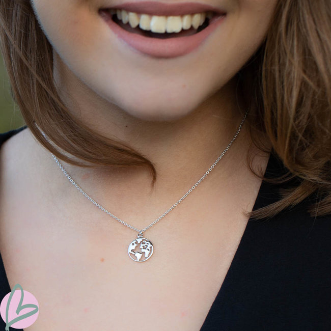 Karma ketting zilver met wereldbol