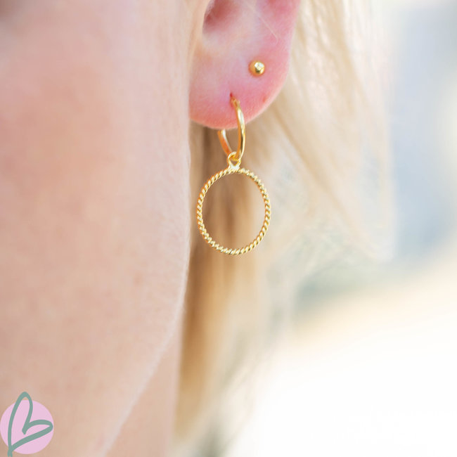 KARMA Hoops Symbols Open cirkle twisted silver