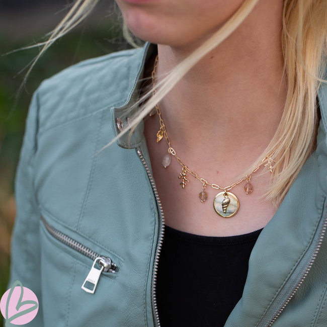 Biba ketting schelpen en koraal