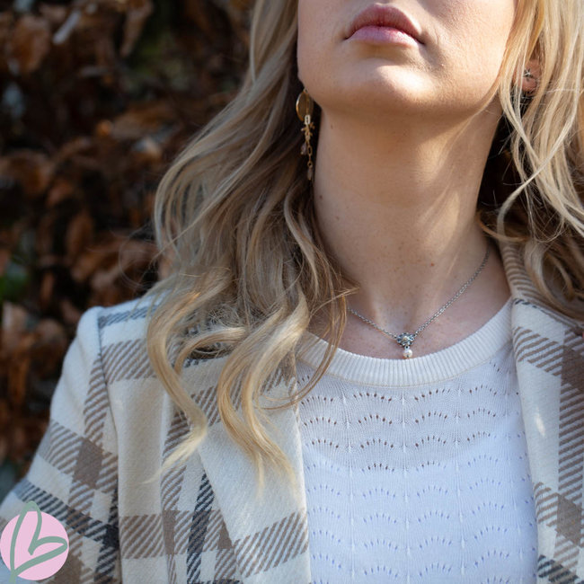 Zeeuws Echt zilveren Zeeuwse knop ketting met witte zoetwater parel