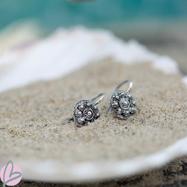 Zeeuws Zilveren Zeeuwse knop oorstekers plat