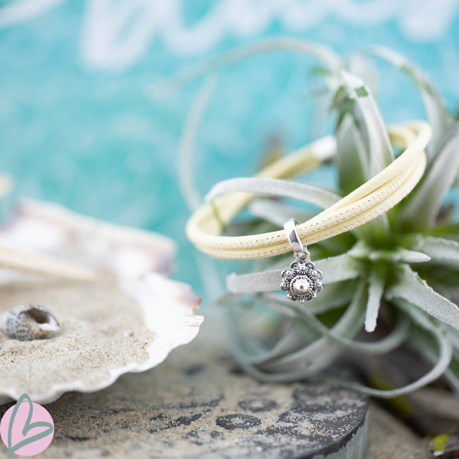 Zeeuws Leren armband met zilver Zeeuwse knop hanger