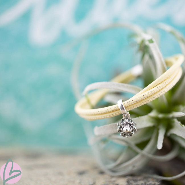 Zeeuws Leren armband met zilver Zeeuwse knop hanger