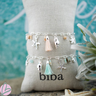 Biba Zilverkleurige strand bedel armband